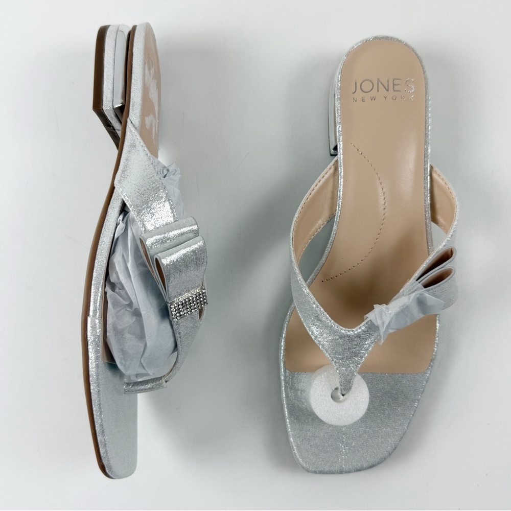Jones New York Verdanta Slide Sandal Womens 7.5M Silver Slip On Low Heel NEW